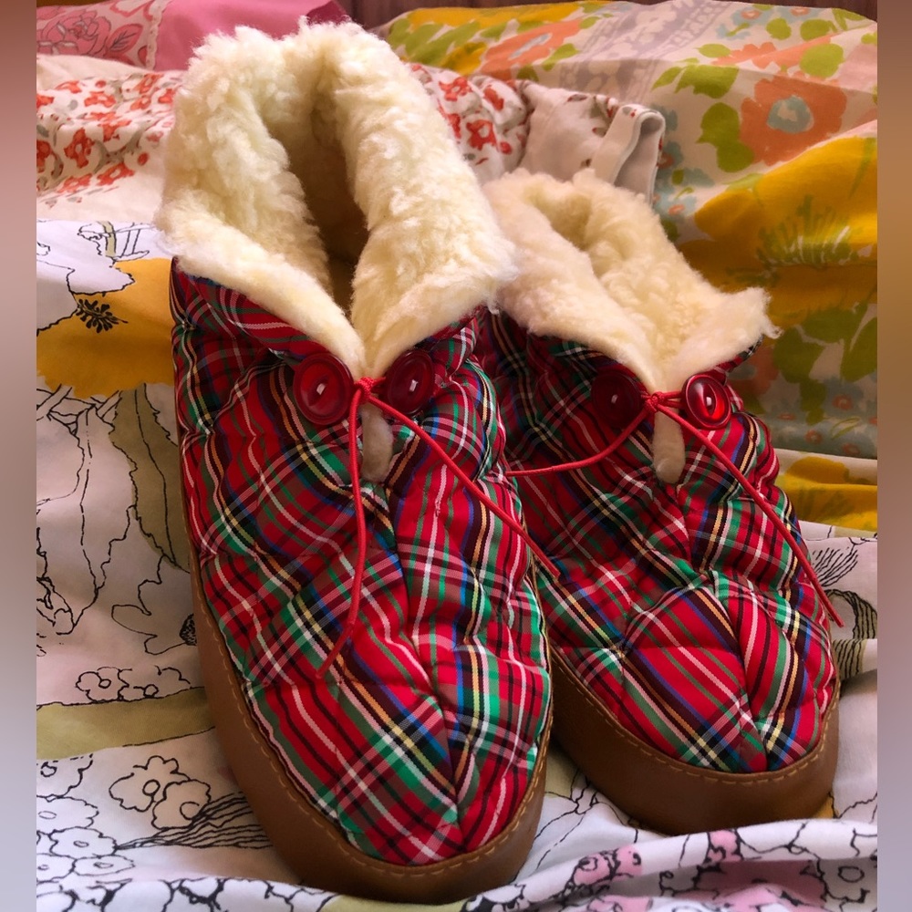 Vintage plaid DearFoam slippers